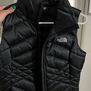 black north face vest